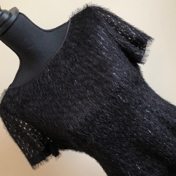 Beautiful Tahari dress worn once! - Picture 3 of 7